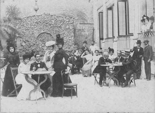 Cafetería del Teatro Martí en 1900