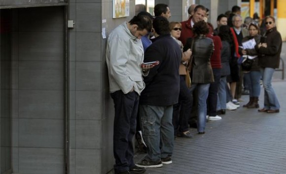 Los desempleados en España ya suman 4,8 millones