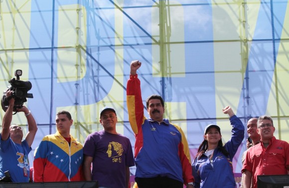 Gran Marcha de la Juventud por la Paz y por la Vida realizada el sábado 15 de febrero de 2014, en Caracas, encabezada por el Presidente Nicolás Maduro. Foto: Prensa Presidencial/ Miraflores 