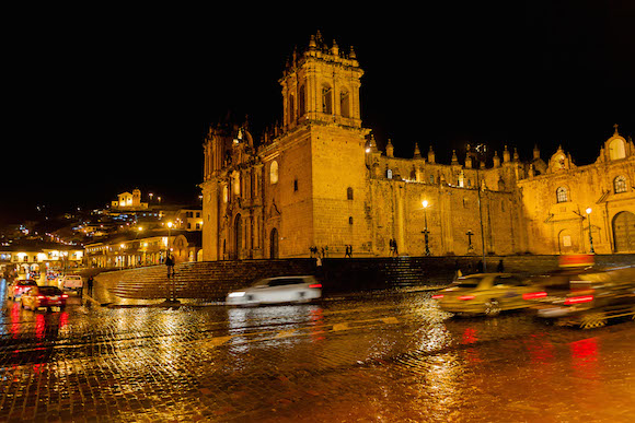 8 Vista nocturna de la Catedral. Foto: Alex Castro.