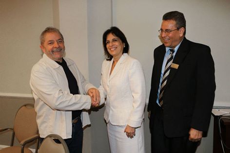 Lula con la embajadora cubana y ministro de la agricultura