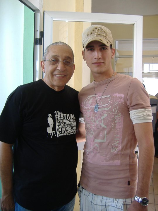 En una visita que realizó el maestro a Santiago de Cuba para participar en el 11no festival de documentales Santiago Álvarez in Memoriam, marzo de 2010. Foto: Yan Carlos Pérez
