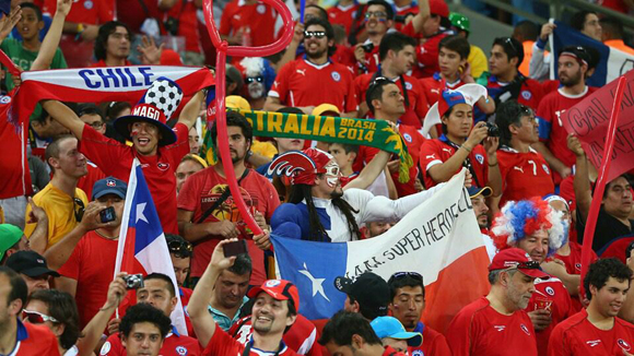 Festejan los seguidores de Chile.