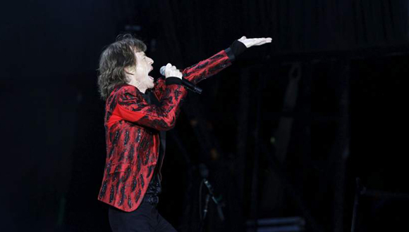 Mick Jagger, durante el concierto ofrecido en el estadio Santiago Bernabéu, en Madrid. (EFE)