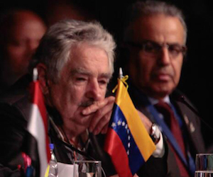 Mujica en la Cumbre del G77 en Bolivia. Foto: Prensa Presidencial Miraflores.
