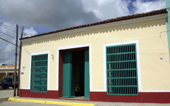 Casa Patrimonial cerca de la Parroquia Mayor. Serie Una ciudad testigo del tiempo.Foto: Daylén Vega/Cubadebate