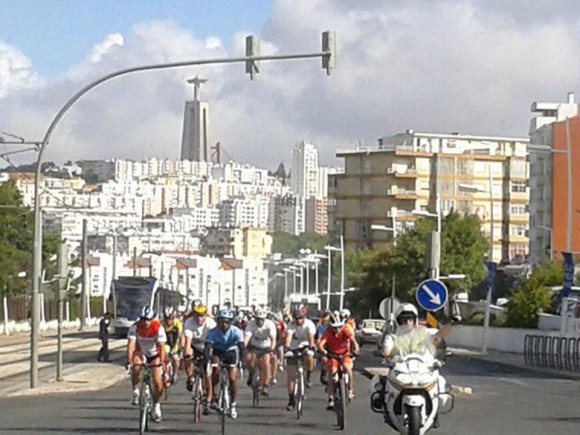 Caravana Ciclística por los Cinco y la Revolución Cubana en  Portugal, el 8 de junio de 2014. Foto: EmbaCuba Portugal/Cubadebate