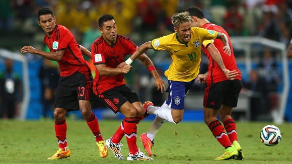 Neymar tira del carro de un Brasil que todavía no convence. Foto: Michael Steele/Getty Images.