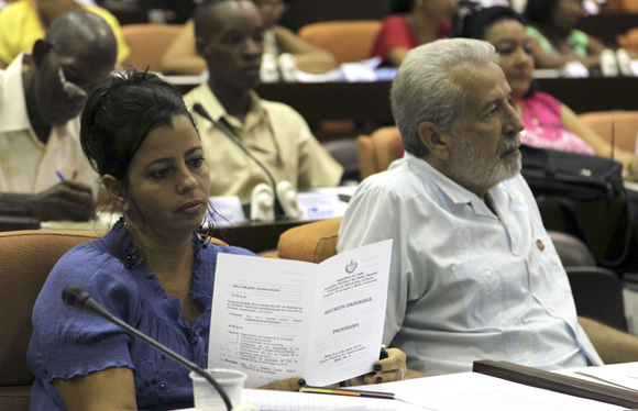 Las diez comisiones permanentes de la Asamblea Nacional del Poder Popular (ANPP) comienzan hoy sus reuniones ordinarias con deliberaciones sobre diversos temas de la vida política, económica, social y cultural de Cuba. Foto: Ladyrene Pérez/Cubadebate.