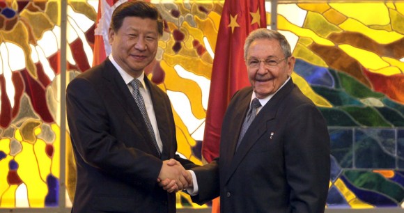 Raúl Castro y Xi Jinping sostienen conversaciones oficiales en La Habana. Foto: Ismael Francisco/ Cubadebate