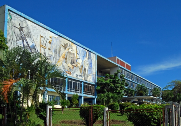 Edificio_Rectorado_Universidad_de_Oriente