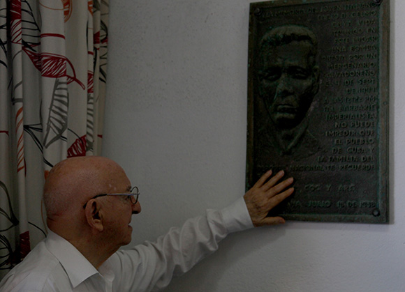 Giustino Di Celmo recuerda a Fabio es el sitio donde murió. Foto: Ladyrene Pérez/ Cubadebate.