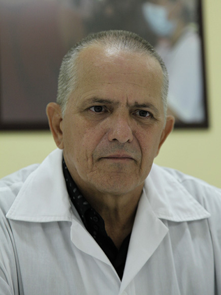 Rubén Carballo Herrera (Cienfuegos). Licenciado en Enfermería. Máster en Salud de los Trabajadores.  Cumplió misiones en Haití (2001-2003) y en Venezuela (2006-2009). Foto: Ismael Francisco/Cubadebate.