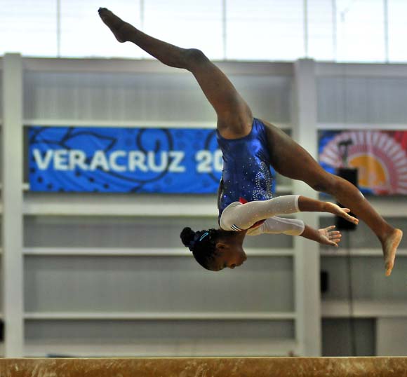Yesenia Ferrera, gimnasia ritmica. Foto: Ricardo López Hevia