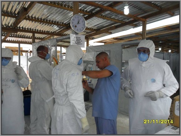 Primer día de entrenamiento intensivo en la zona roja del tercer subgrupo de la Brigada Médica Cubana en Liberia2