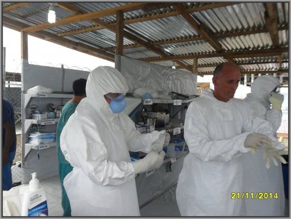Primer día de entrenamiento intensivo en la zona roja del tercer subgrupo de la Brigada Médica Cubana en Liberia5