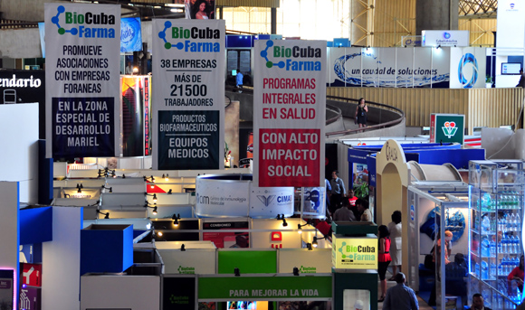Pabellón Central de Expocuba, donde más de 300 empresas nacionales expondrán hasta el día ocho sus principales bienes y servicios. Foto: Ladyrene Pérez/ Cubadebate.