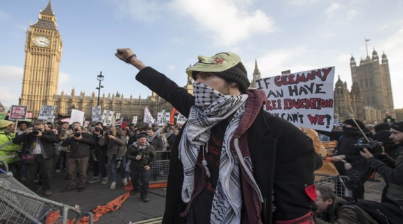 Protestas estudiantiles en Londres. Foto: REUTERS/ Peter Nicholls