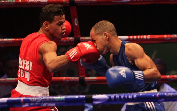 Robeisy Ramirez gana Oro en los 56 kg de Boxeo. Foto: Ismael Francisco/Cubadeabte.