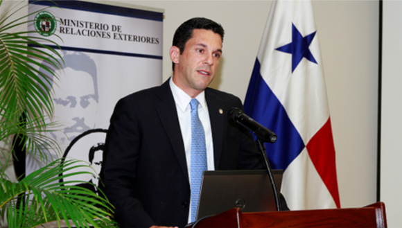 El vicecanciller Luis Miguel Hincapié cree que Panamá puede organizar una Cumbre sin ausencias.