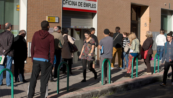 España lidera los datos de paro jvenil en la eurozona.