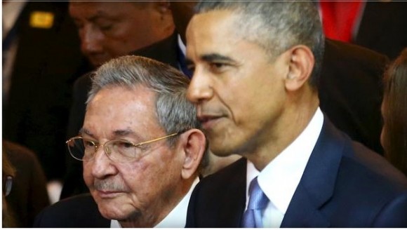 Raúl y Obama. Foto: Reuters