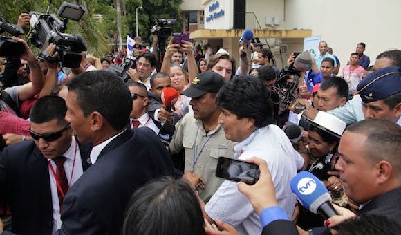 La Cumbre de los Pueblos con Evo. Foto: Ismael Francisco/ Cubadebate