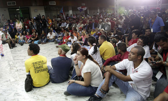 Inauguración de la Cumbre de los Pueblos en el Paraninfo de la Universidad de Panamá. Foto: Ismael Francisco/ Cubadebate