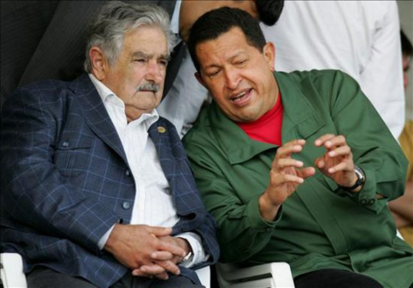 Hugo-Chávez-y-José-Pepe-Mujica