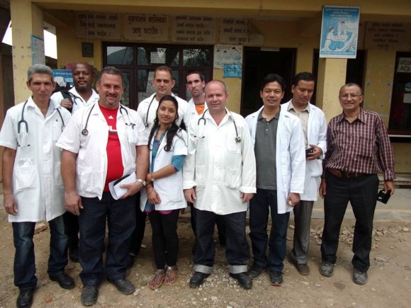 Médicos Nepal (2)
