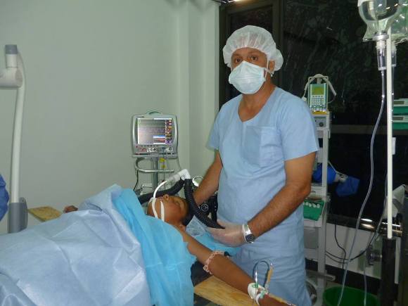 Foto: Brigada Médica Cuba en Nepal.