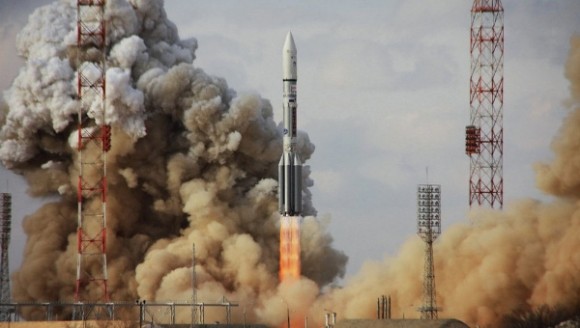 De momento los lanzamientos del cohete portador Protón-M programados para un futuro próximo están suspendidos. | Foto: Ria Novosti 