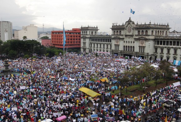 Protestas en Guatemala contra la corrupción. Foto: Reuters