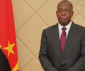 El excelentísimo señor Manuel Domingos Vicente, Vicepresidente de la República de Angola