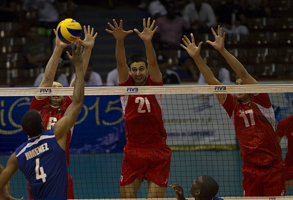 Liga Mundial de Voleibol Cuba-Bulgaria 2015. Foto: Ismael Francisco / Cubadebate