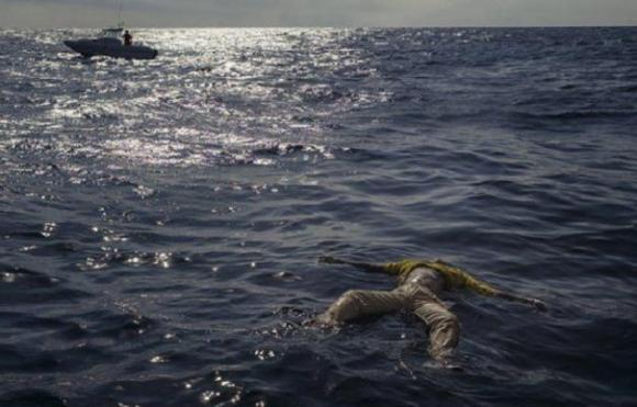 Según estadísticas de la oficina del Alto Comisionado de las Naciones Unidas para los Refugiados (ACNUR), alrededor de 3.500 personas murieron en el 2014, tratando de superar el Mediterráneo hacia las costas del sur de Europa. Foto: Reuters.