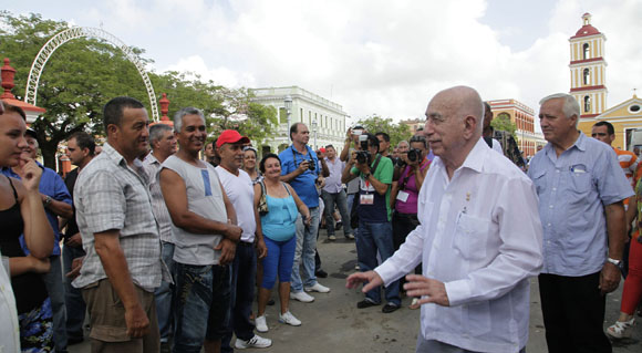 Recorrido por Remedios de Díaz-Canel y Machado Ventura. Foto: Ismael Francisco / Cubadebate.