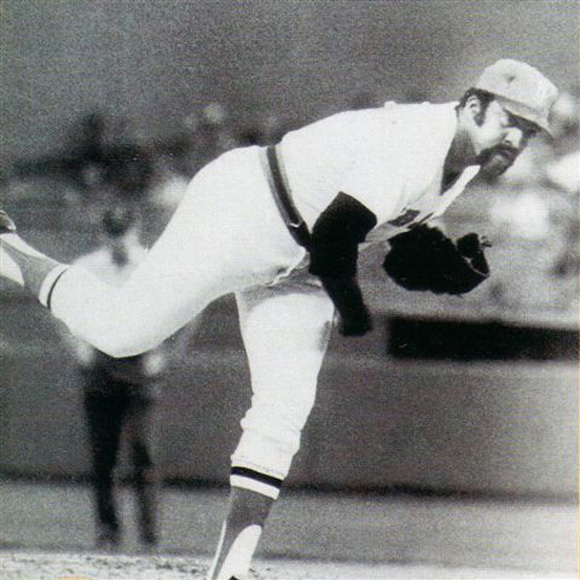Néstor Cortés en modo Luis Tiant., By MLB Cuba
