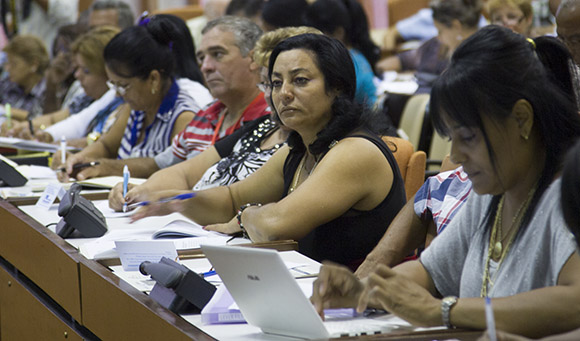 Comisión de Atención de los Servicios. Foto: Ismael Francisco/Cubadebate.