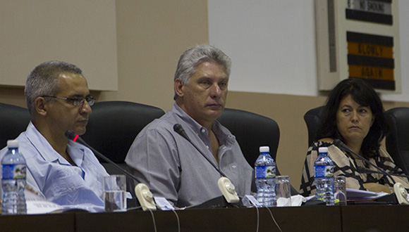 Asiste Miguel Díaz-Canel a Comisión de Educación, Cultura, Ciencia, Tecnología y Medio Ambiente. Foto: Ismael Francisco/ Cubadebate