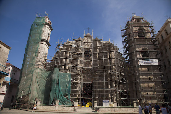 Reparación de la Catedral de La Habana. Foto: Ismael Francisco/ Cubadebate