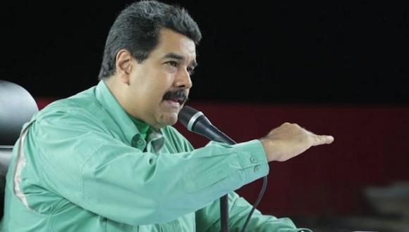 Gobierno venezolano aprueba aumento salarial para maestros