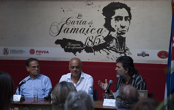 Presentan en la Casa Museo Simón Bolívar, La piel del lagarto, de Jorge Rodríguez Gómez. Foto: Ismael Francisco / Cubadebate