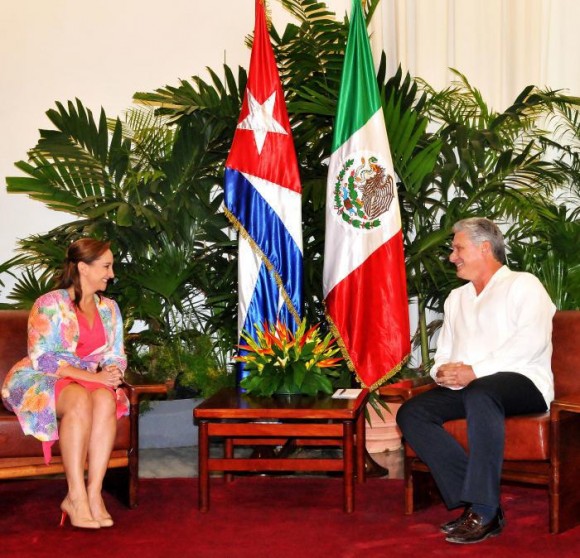 Díaz Canel y Canciller de México reunidos en La Habana, 19 de octubre de 2015. Foto: Jorge Luis González / Granma