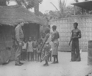 007   Con nativos del Congo