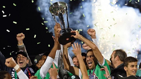 Raúl celebra el triunfo en la liga de EEUU. Foto: EFE