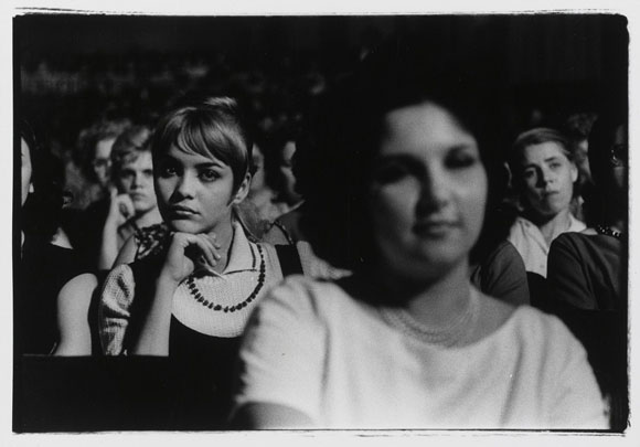 Sesiones del Congreso de Mujeres de Cuba en una foto de Agnès Varda.
