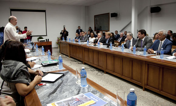 Rodrigo Malmierca, ministro cubano de Comercio Exterior y la Inversión Extranjera. Foto: Ismael Francisco/ Cubadebate.