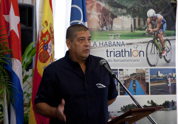Rolando Herera, director general del Triatlón de La Habana. Foto: Ismael Francisco/Cubadebate