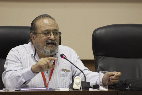 Enrique Sánchez Ruiz ofreció la última de las seis conferencias magistrales que tuvieron lugar durante el evento. Foto: José Raúl Concepción/Cubadebate.